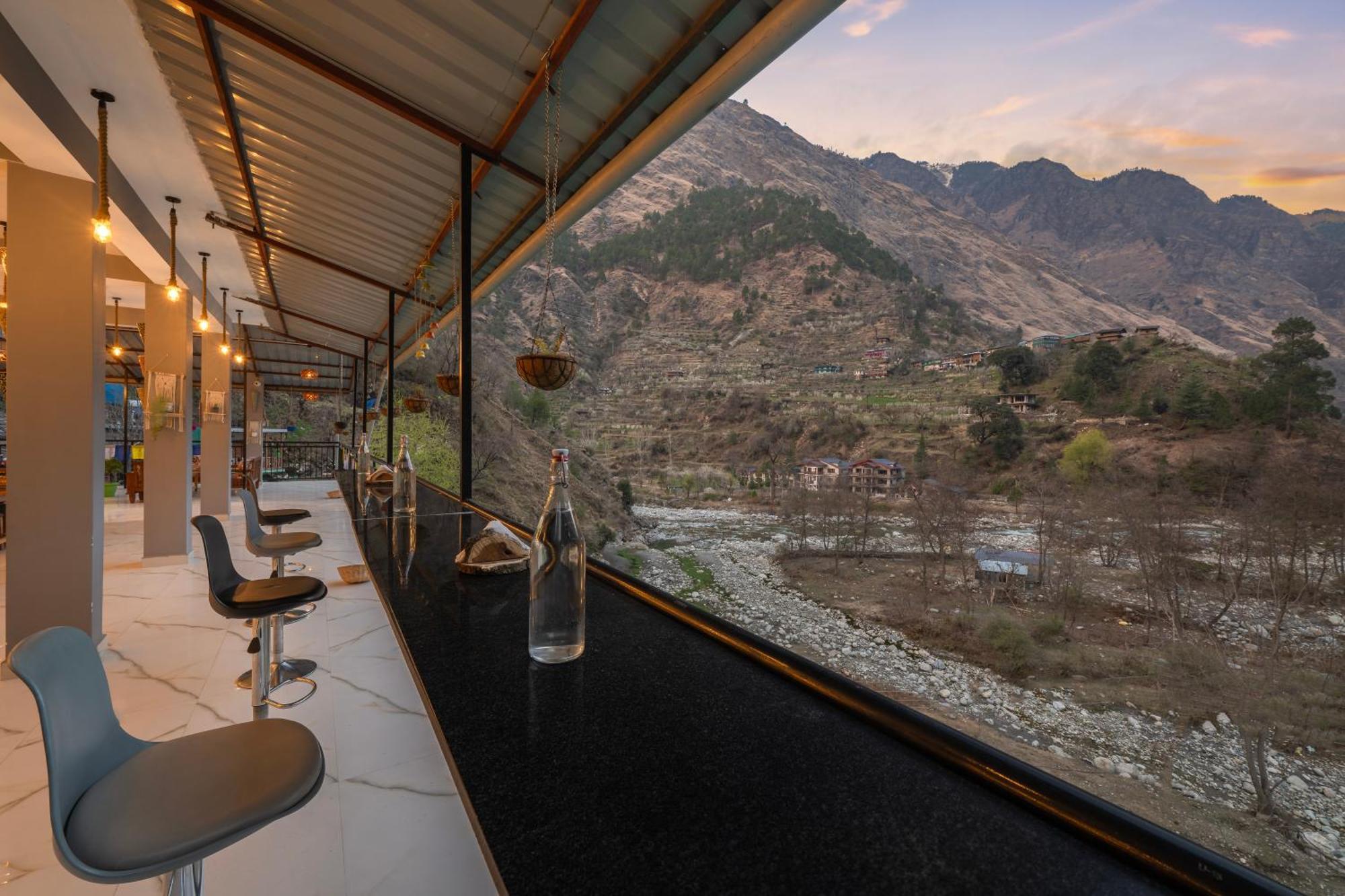 Sharda Resort-Tirthan Valley Banjār المظهر الخارجي الصورة